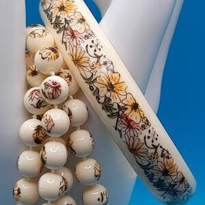 Vintage Lucite Floral Necklace Bangle Set, Cream Yellow Flowers, Hand-knotted